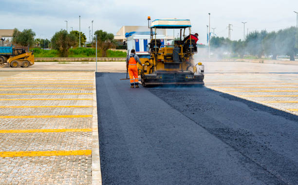 Best Driveway Pavers Contractor  in Islandia, NY